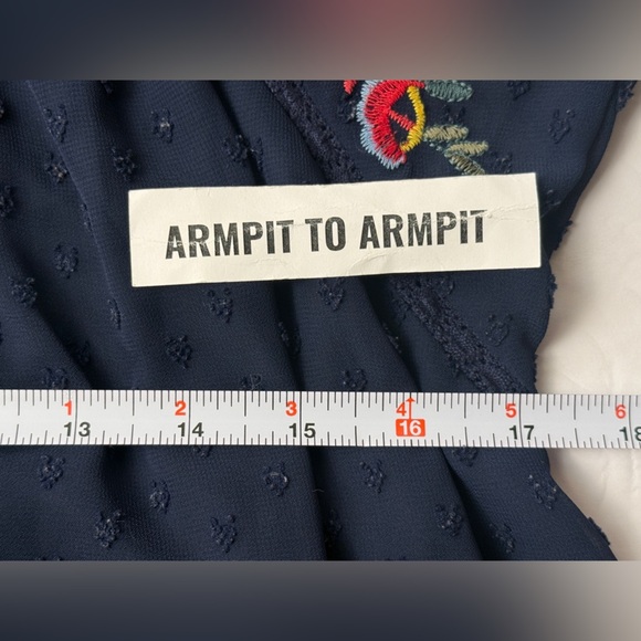 Anthropologie Free Generation Embroidered Floral Short Flutter Sleeve Med. Boho - Picture 11 of 12